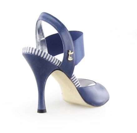 E01 Blue Jeans Talon 9