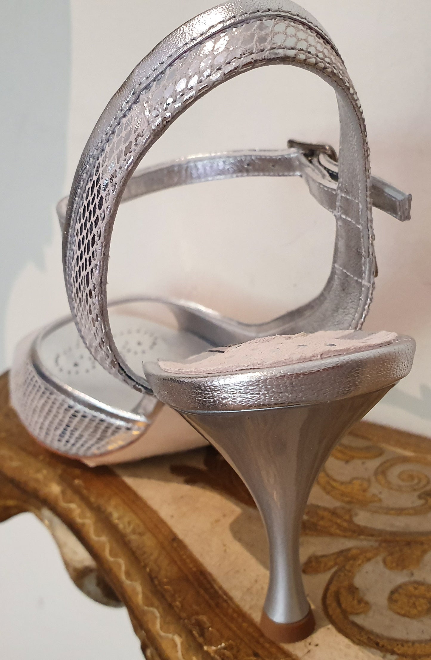 A9  Pitoncino Lux Argento talon 7